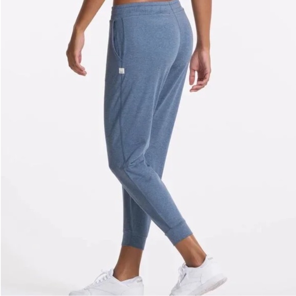 Vuori Women's Performance Jogger Azure Heather Blue Gray Medium Soft Stretch - Picture 5 of 6